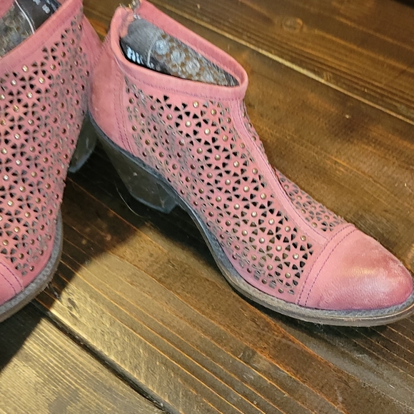 Booties - Picture 2 of 5